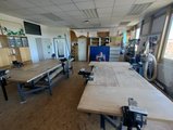 Galeriebild: Blick in die Metallwerkstatt