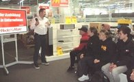 Teaserbild: Teilnehmer*innen im MediaMarkt