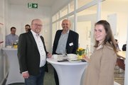 Bereichsleiter Erih Novak (Mitte) begrüßte die Gäste