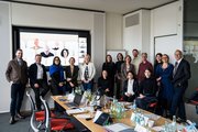 Mitarbeitende und Beiratsmitglieder des Projekts „Vorbildlich in Führung gehen!“ beim Beiratstreffen in Köln