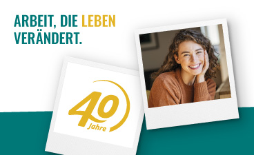 Collage: Polaroidfoto einer Frau, daneben eines mit dem Logo 40 Jahre faw und der Schriftzug: Arbeit, die Leben verändert. 
