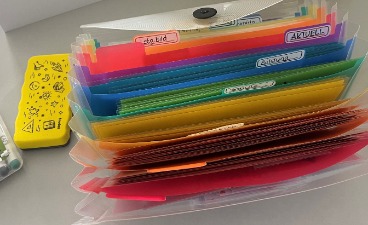 Zu sehen ist der Prototyp eines inklusiven Kartensystems zur barrierefreien Berufsorientierung und Beratung, das im Rahmen eines faw-Projekts entsteht